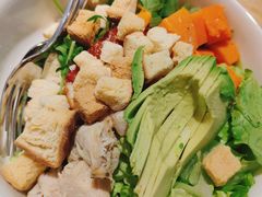 烤鸡牛油果芒果沙拉-CALIFORKS加州叉子轻食(朝阳门店)