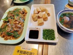 -潮界(LU·ONE凯德晶萃广场店)