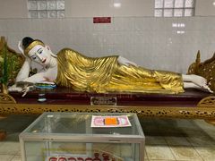 -ခြောက်ထပ်ကြီးရွှေသာလျောင်းဘုရားကြီး