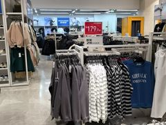 -BIGOFFS 超级折扣(仁恒伊势丹店)