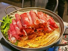 部队锅-MI WU FACTORY米屋美食工厂餐厅(绿地店)