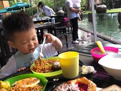 -三亚湾海居铂尔曼度假酒店