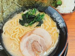 -横浜家系ラーメン壱角家(新宿アルタ裏店)