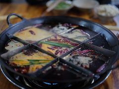 -正南齊北重庆老火锅(光华村直营店)