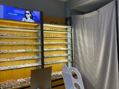 -优医视平价眼镜蔡司依视路折扣工厂店(德胜门店)
