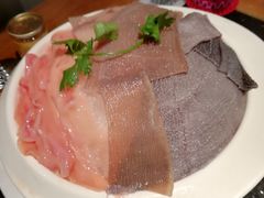 -潮火锅·麻辣牛肉火锅(观音桥方圆·LIVE店)