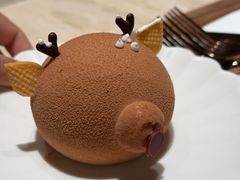 -VERIE BAKEHOUSE