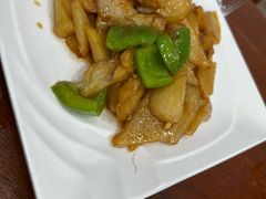-东北风味思缘食府(对湖路店)