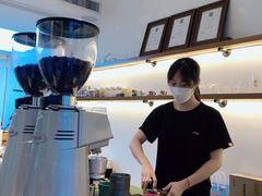 -Line 咖啡(石厦花园店)