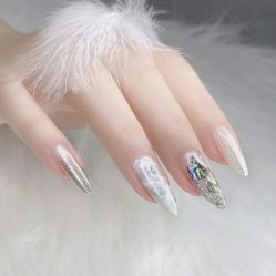 -EAST日式美甲美睫沙龙