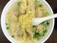 虾仁馄饨-鑫震源·苏式大虾生煎(彩香店)