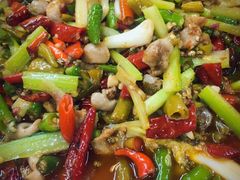 -三大钵江湖菜(空港店)
