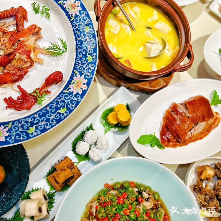 正宗京味果木烤鸭就在御掌柜