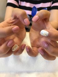 -进巍美甲美睫店