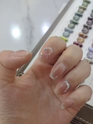 -J·花崎美睫美甲