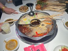 -佰人王串串香火锅(洋珠巷店)