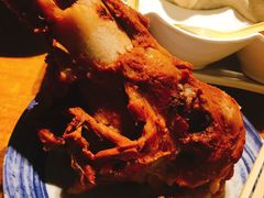 特色大铁锅烀腔骨-95号酱骨·一块豆腐(展春园西路店)
