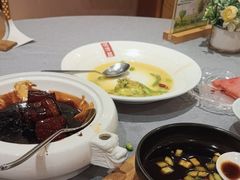 -唔哩赞·崇明私藏菜(建国西路店)