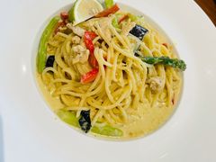 青咖喱鸡肉意面-UPPER KITCHEN(延安路店)