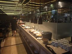 -大中华希尔顿酒店-念自助餐·嗨啤·小龙虾