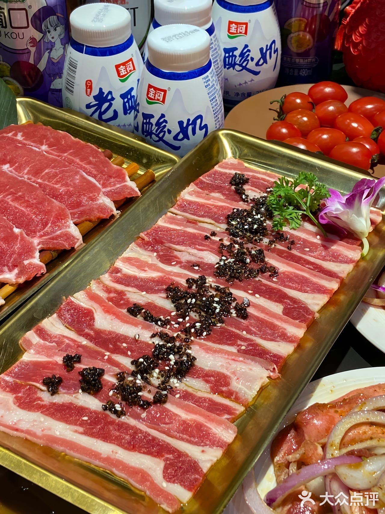 西安钟楼！我真的只会去吃这家烤肉！