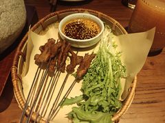 -拾光与烟火丨炭火串烧·自贡小活鲜(西村大院店)