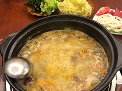 -野菌皇海景野生菌火锅(滨海大道店)