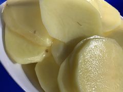 -小辣椒汤锅烧烤(温泉南街店)