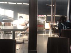 -麦当劳(深圳北站高铁店)