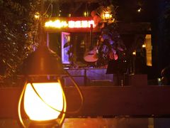 -城墙外BAR