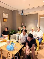 -慢脚印孕产中心(园区国金店)