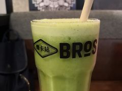 -Moka Bros 摩卡站(西单大悦城店)