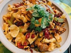 干锅牛蛙-辛香汇(飞洲店)