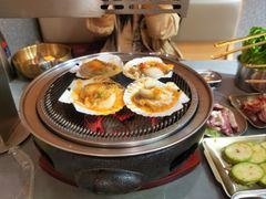 -围炉肉舍•炭烤活鳗•丹东海鲜烤肉(步行街店)