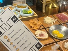 -银米·云南传统过桥米线(双廊黑金冠店)