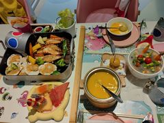 -水桶王国主题餐厅·聚会·生日派对·亲子活动·家庭套餐(亚龙湾希尔顿店)