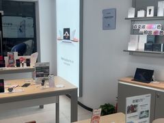-荣耀授权专卖店(黄浦浙江中路店)