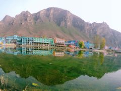 -百里峡七彩艺术小镇