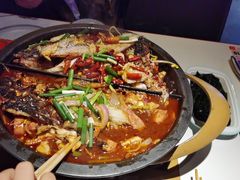 -鸣记脆皮烤鱼·海鲜烤鱼(三八广场店)