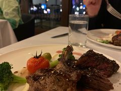 -WOLFGANG PUCK KITCHEN & BAR(迪士尼小镇店)