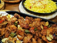 -老东镇啤酒屋海鲜加工·蒸汽海鲜·海鲜烧烤(台东店)