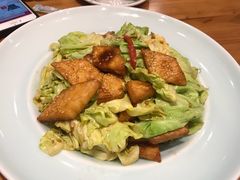 特色馕炒圆白菜-巴依老爷新疆美食(常营店)
