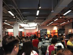 -NIKE上海青浦优选体验店