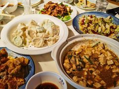 -日丰园海肠水饺·老字号大连海鲜(银泰城店)