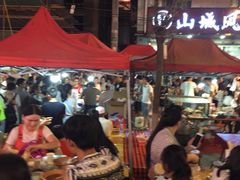 排队-马杰金城马爷牛奶鸡蛋醪糟·清真(正宁路店)