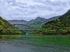 -汉中石门栈道风景区