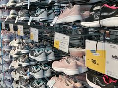 -迪卡侬(燕山店)