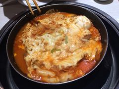 -三清洞摩西韩式年糕火锅(威高广场店)