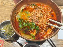 -成都你六姐·牛肉冒菜(上海环宇荟店)