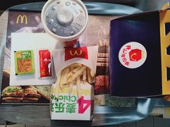 -麦当劳(长兴路万达店)
